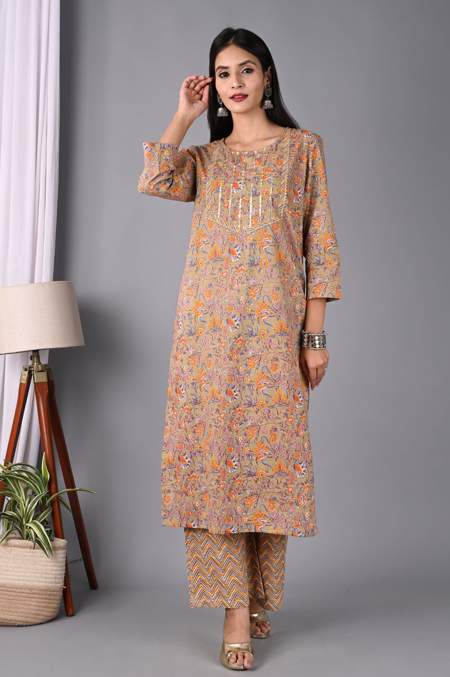 Women's Brown Floral Printed Kurta With Palazzo