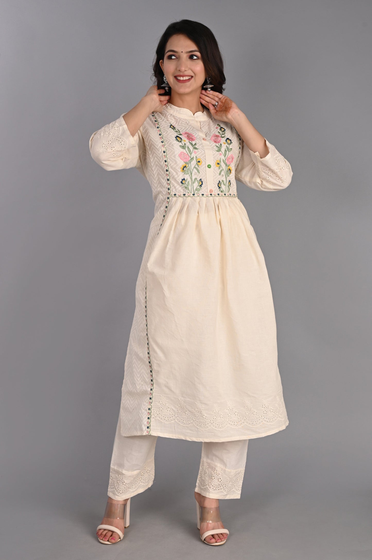 Women's white color kurta with pants and dupatta